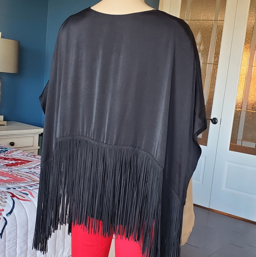 BCBG MAXAZRIA Black Fringe Top/Poncho SZ Xsm NWT - Picture 6 of 14